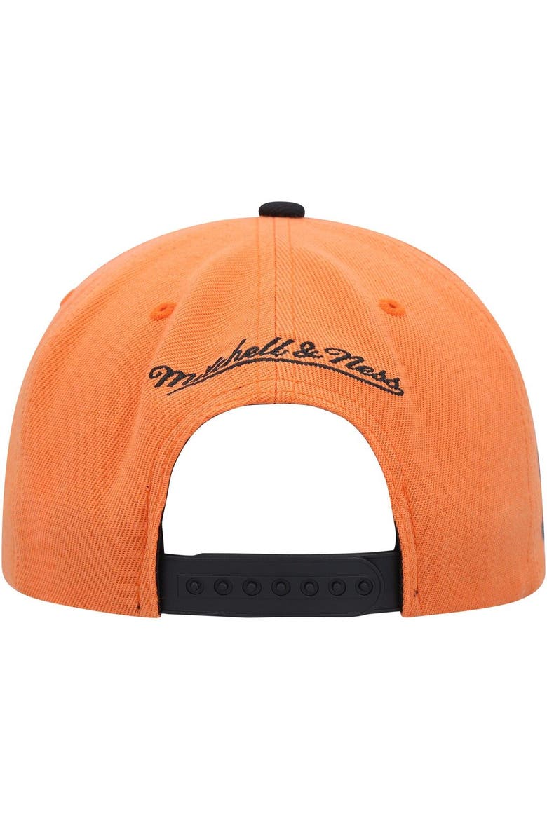 Men's Mitchell & Ness Orange/Black Phoenix Suns Side Core 2.0 Snapback Hat, Alternate, color, Orange