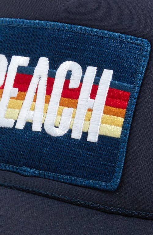 Friday Feelin ' Beach Patch Trucker Hat In Navy