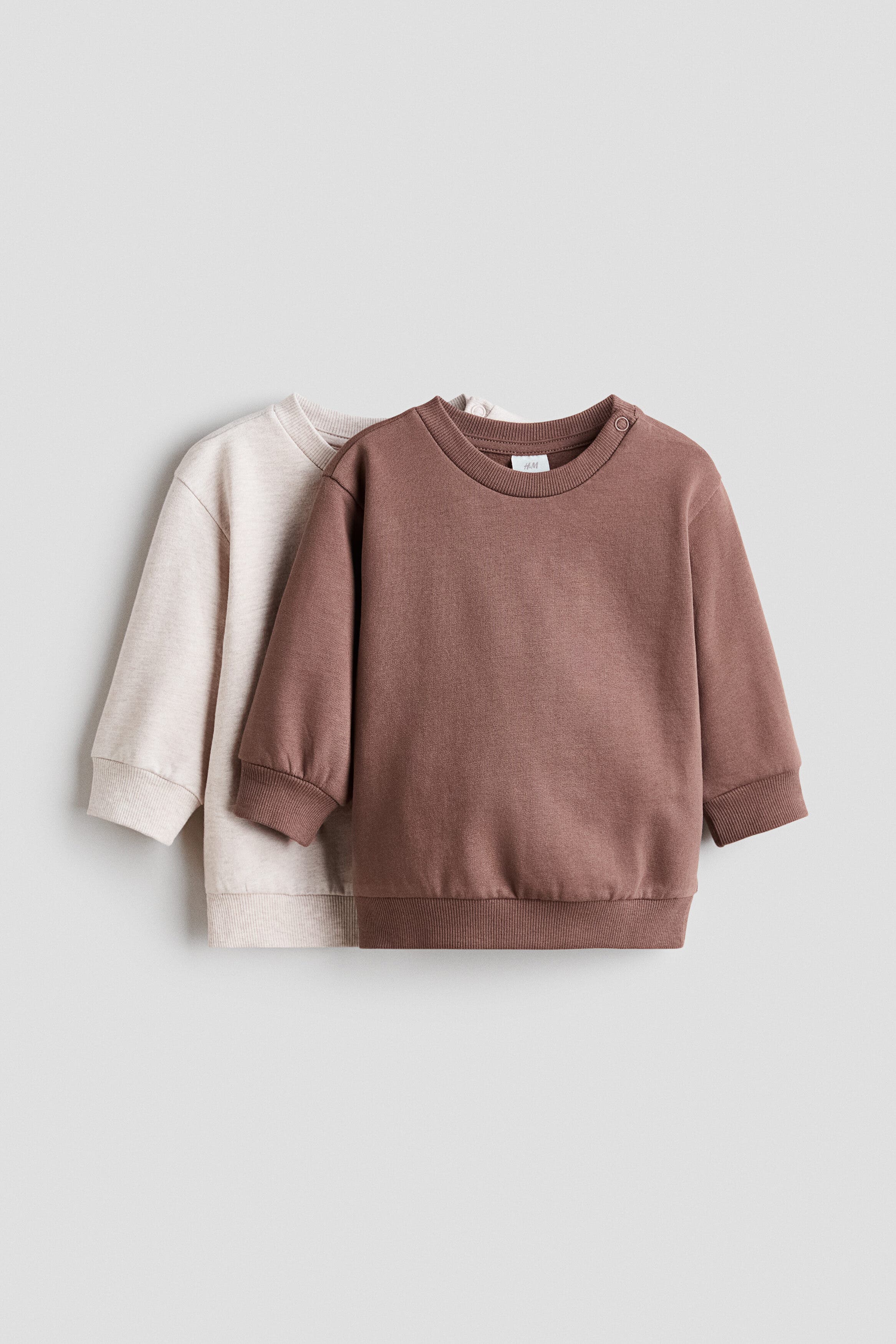 Light beige/brown