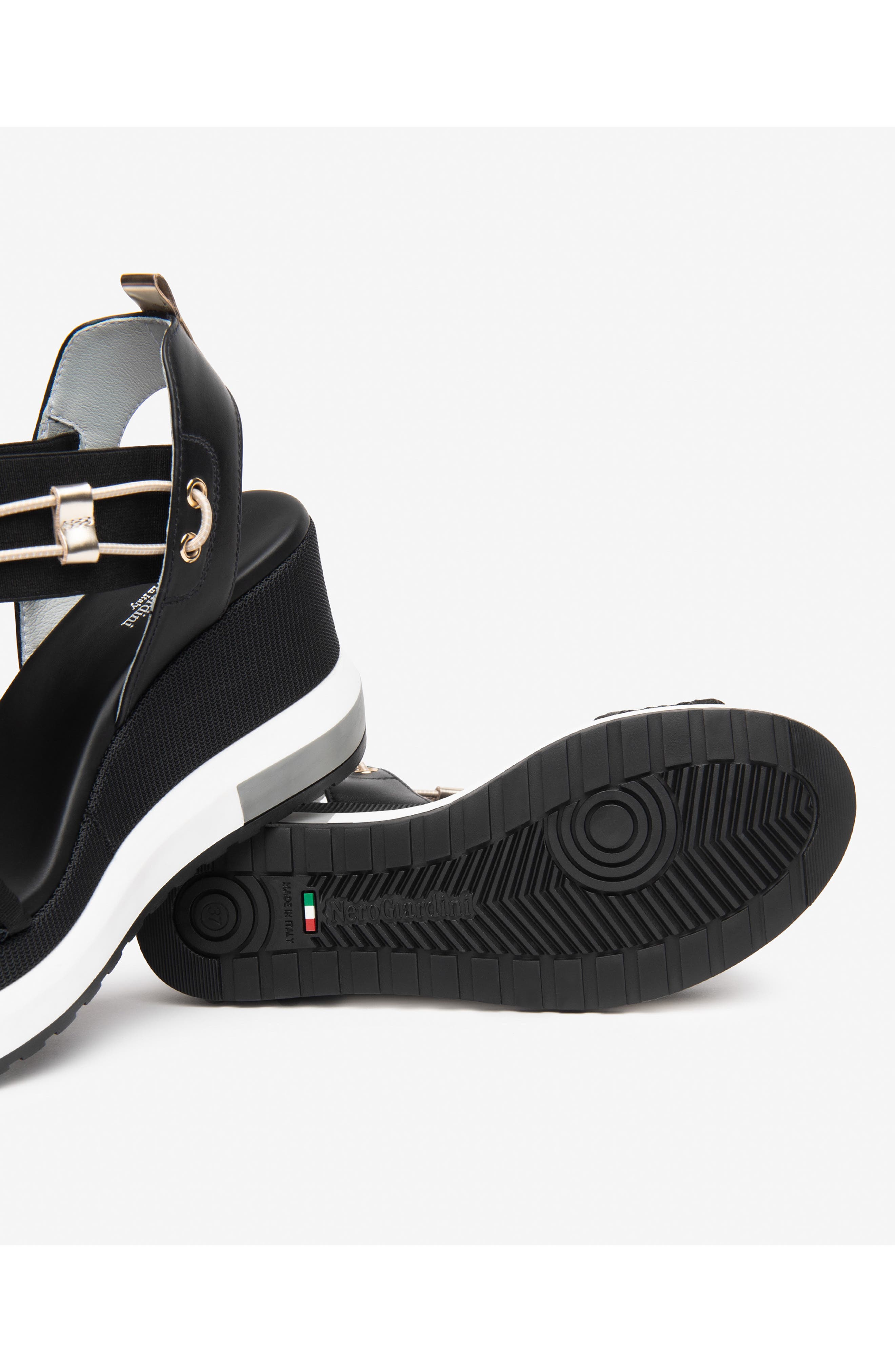 NeroGiardini Bungee Platform Wedge Sandal, Alternate, color, Black