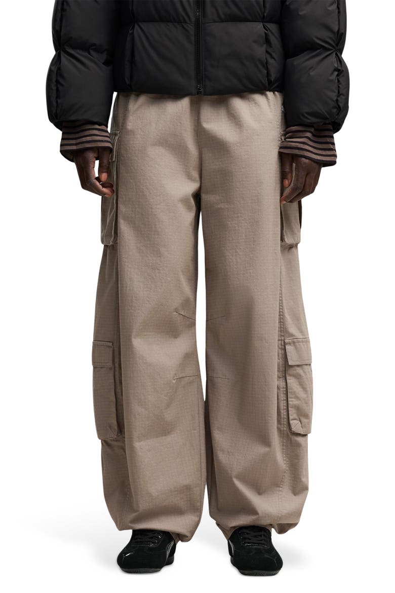 Relaxed Barrel Cargo Pants, Main, color, MOUSE GRAY