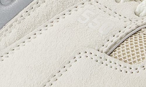 New Balance 550 Basketball Sneaker