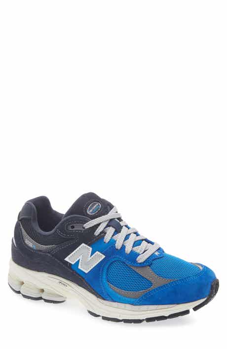 2002R Sneaker