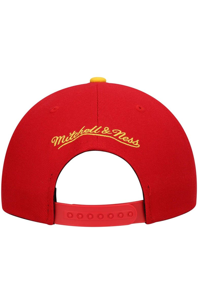 Mitchell & Ness Men's Mitchell & Ness Red/Yellow Atlanta Hawks Hardwood Classics Team Two-Tone 2.0 Snapback Hat, Alternate, color, Red
