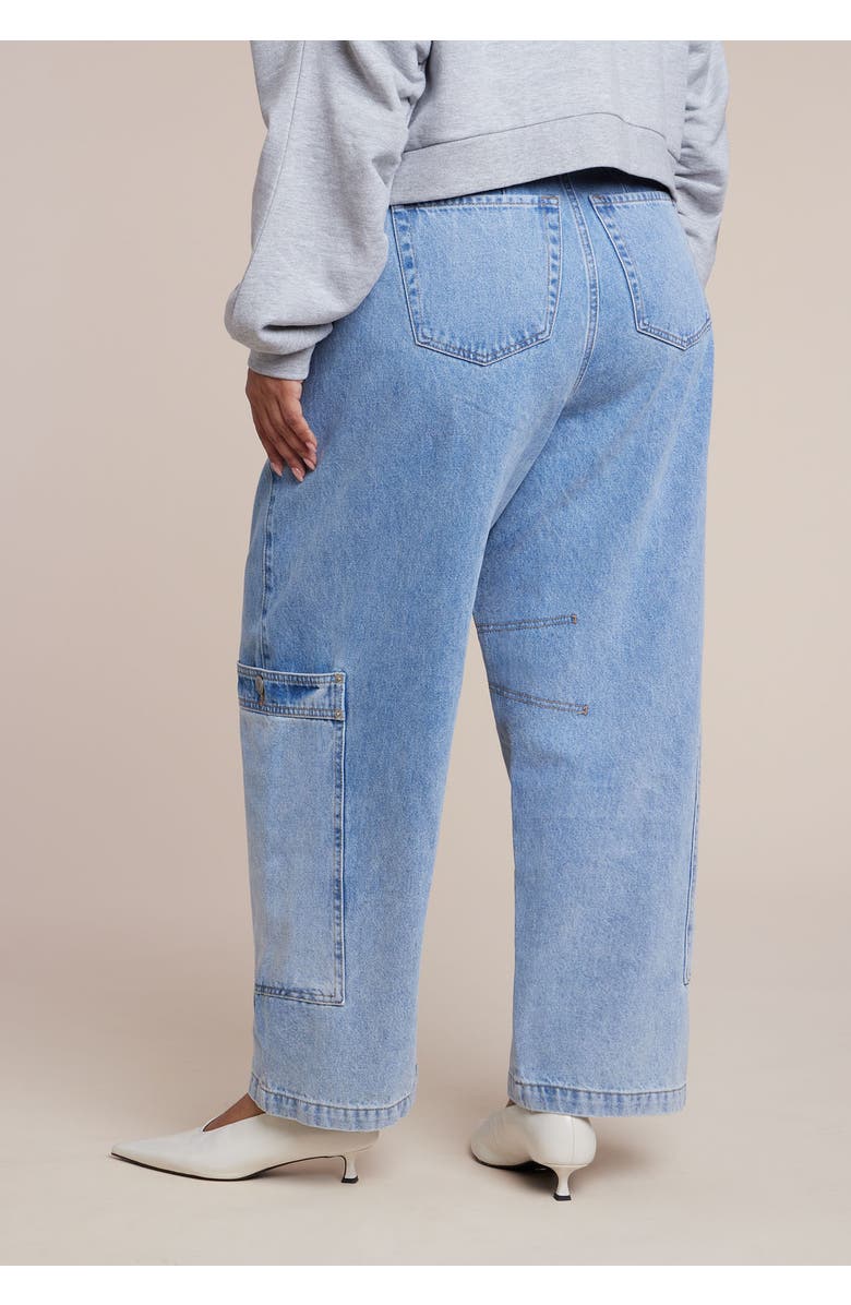 ELOQUII Low Rise Pocket Detail Loose Jean, Alternate, color, Light Wash