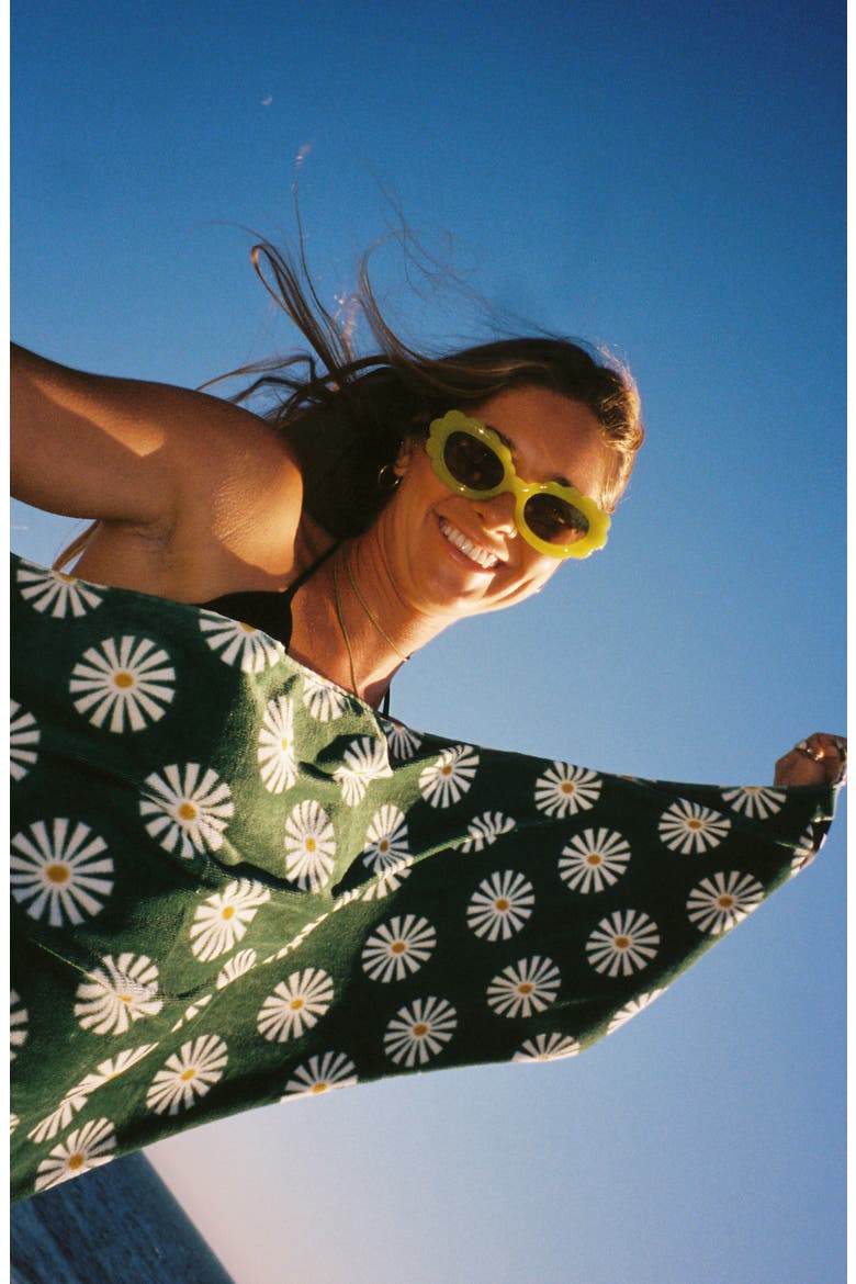 Sun Dazed Beach Towel, Alternate, color, GREEN