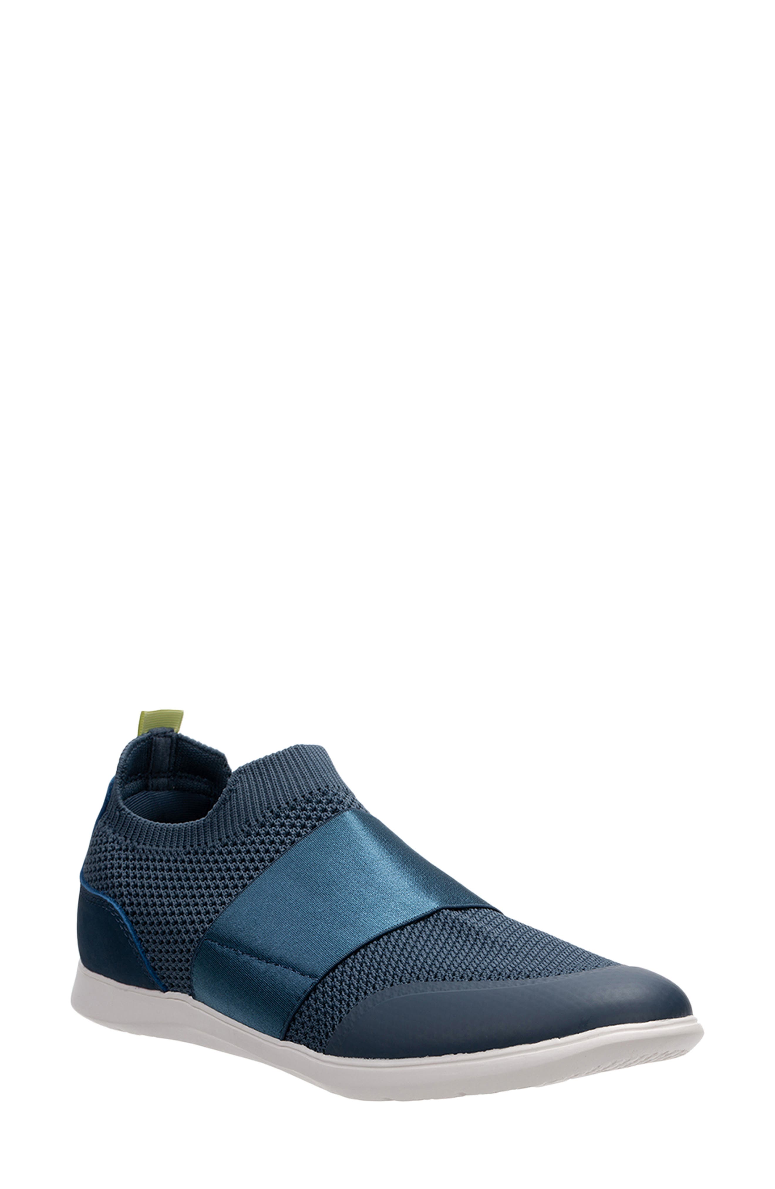MARINE BLUE