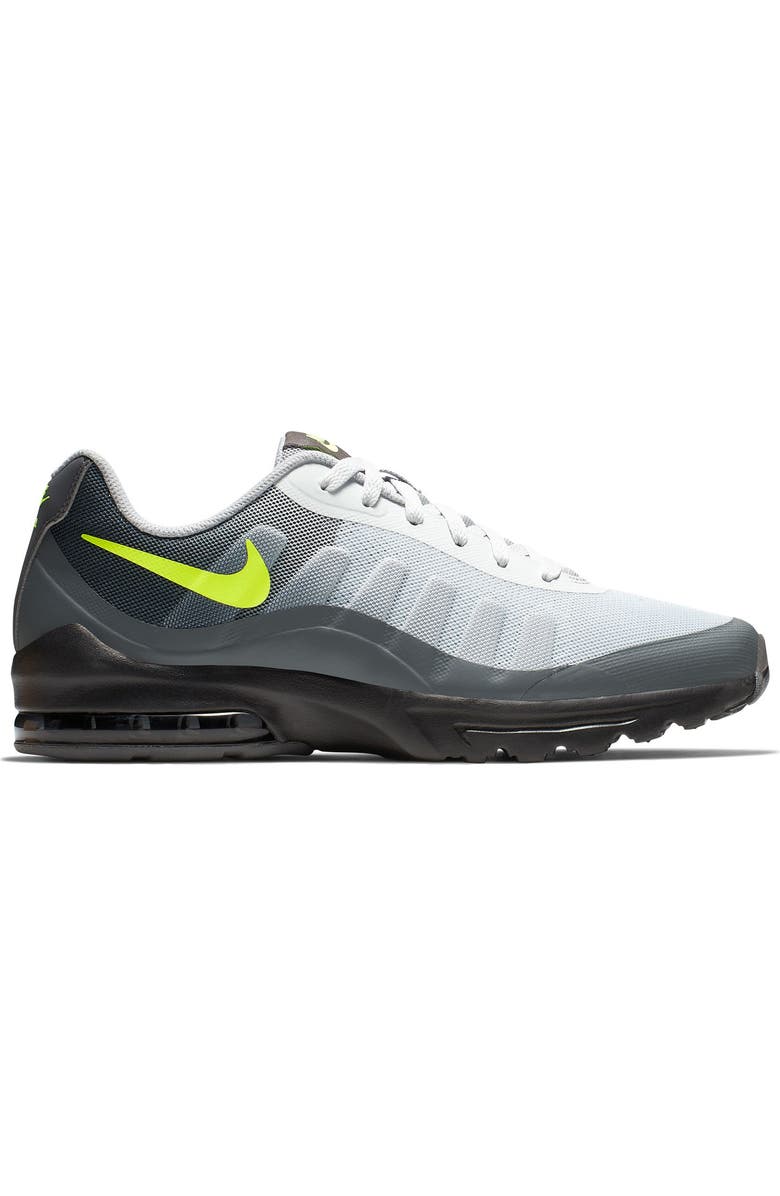 Nike Air Max Invigor Sneaker, Alternate, color, Black/ Cool Grey