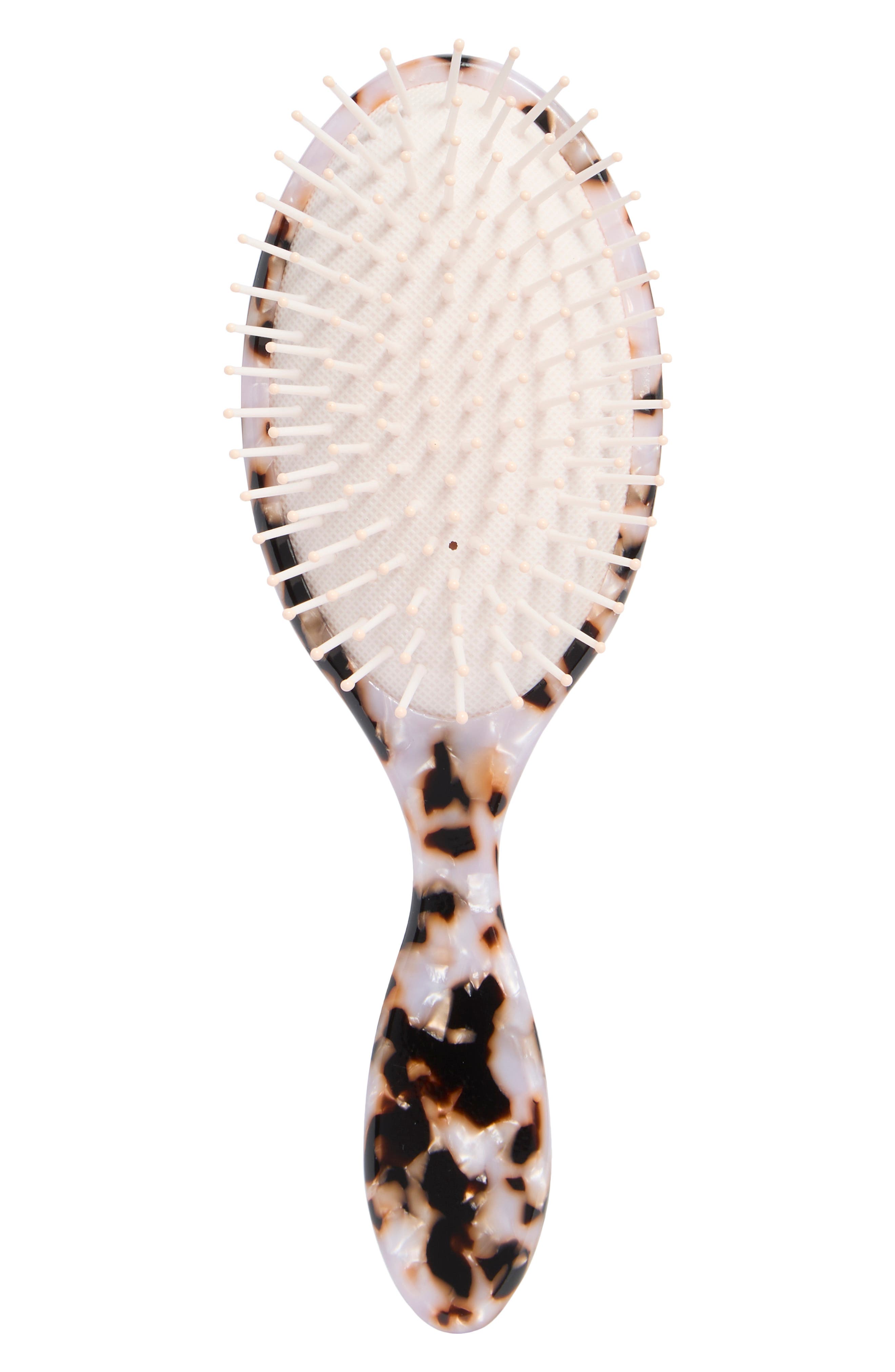 BP. Large Hair Brush