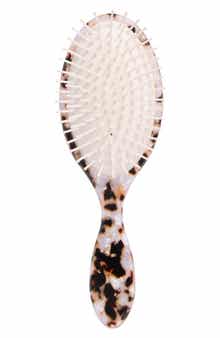 BP. Large Hair Brush