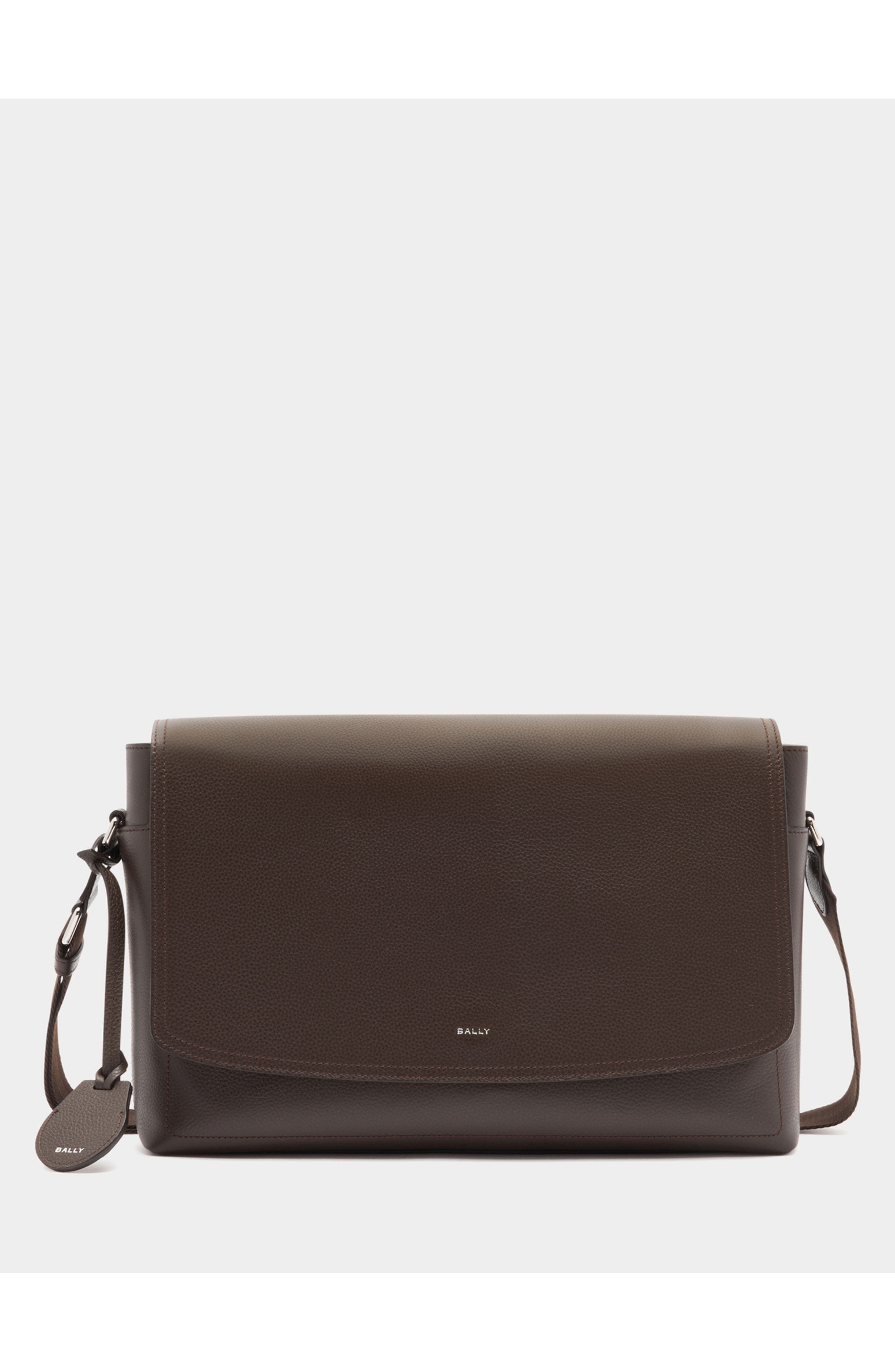 Bally Capitol Messenger Bag in Grained Leather, Main, color, 