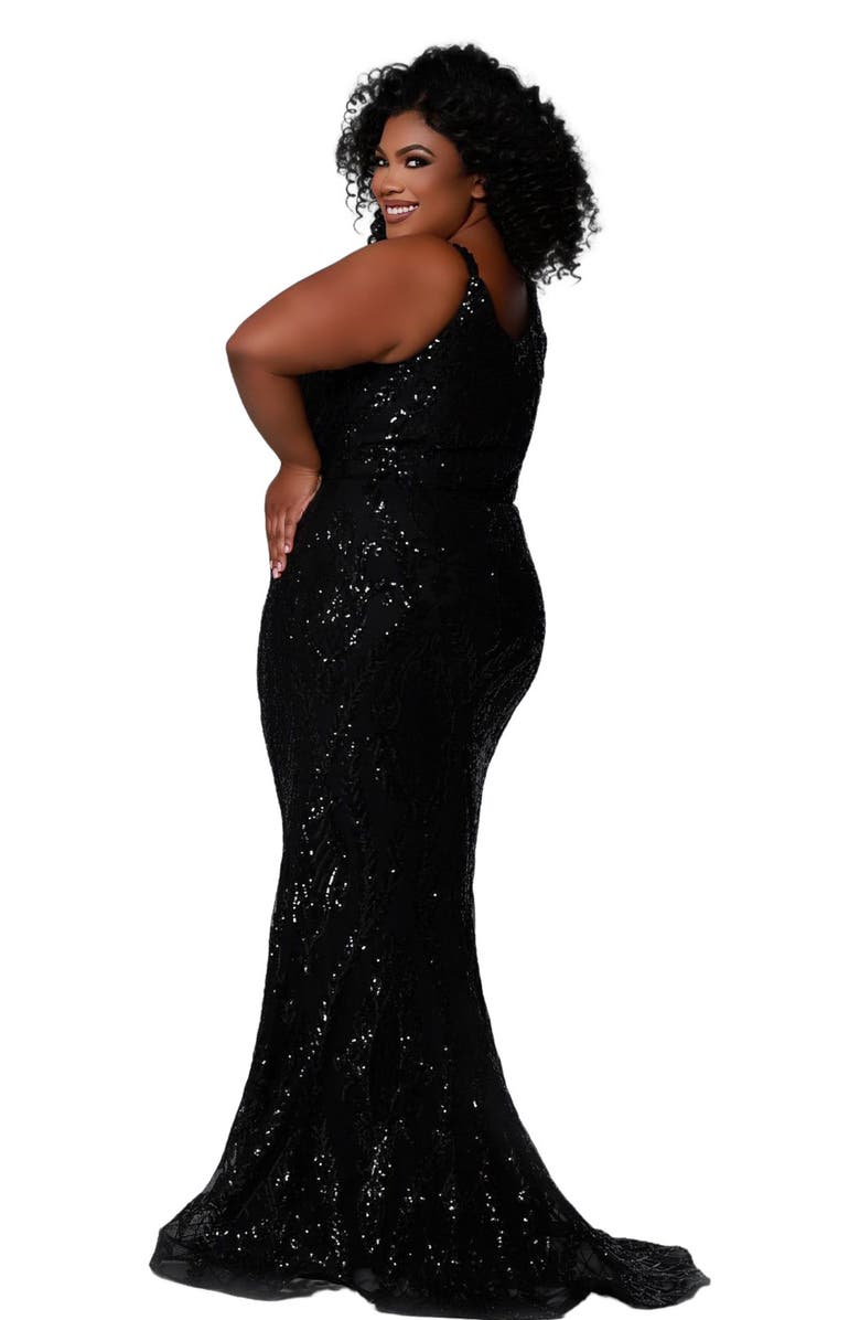 Sydney's Closet Plus Size Scoop Neck Fitted Sequin Evening Gown, Alternate, color, 