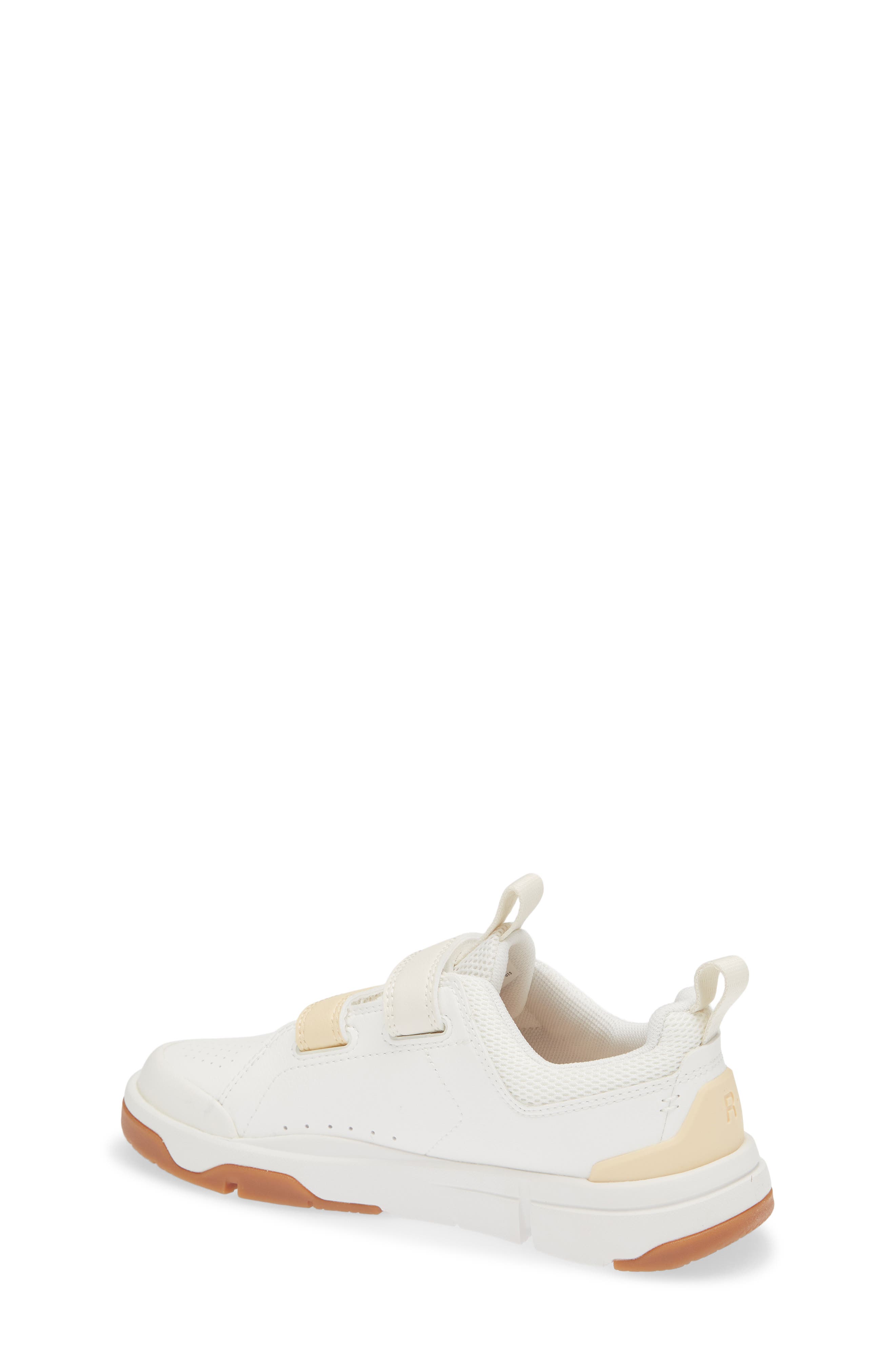 On Kids' The ROGER Sneaker, Alternate, color, White/ Blonde