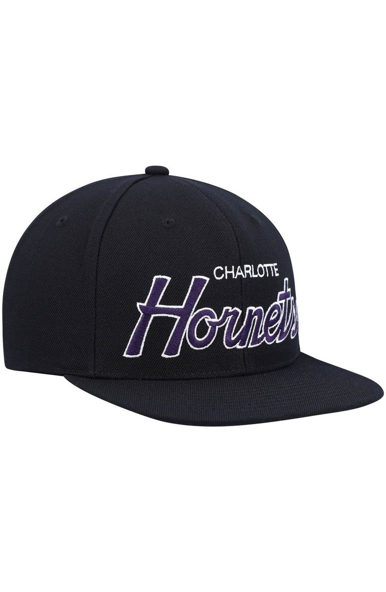 Mitchell & Ness Men's Mitchell & Ness Black Charlotte Hornets Hardwood Classics Script 2.0 Snapback Hat, Alternate, color, 