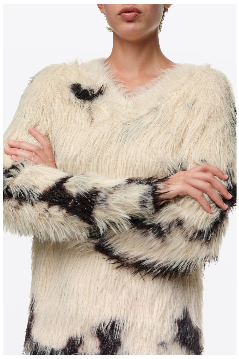 Fur V-Neck Sweater, Alternate, color, PONY