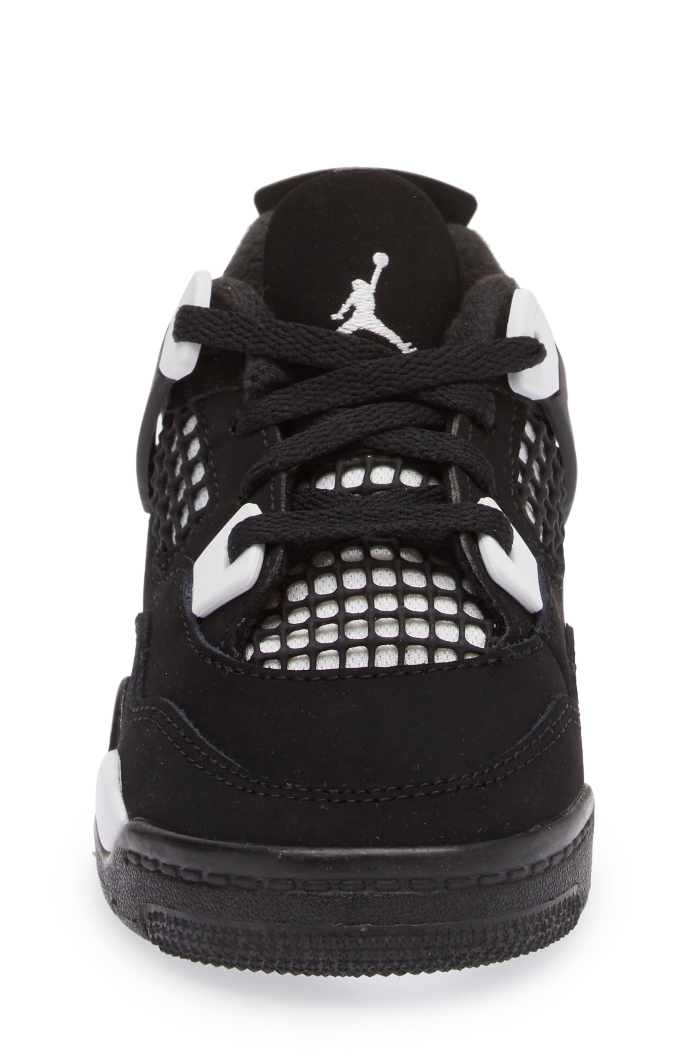 Jordan 4 Retro Basketball Sneaker, Alternate, color, 