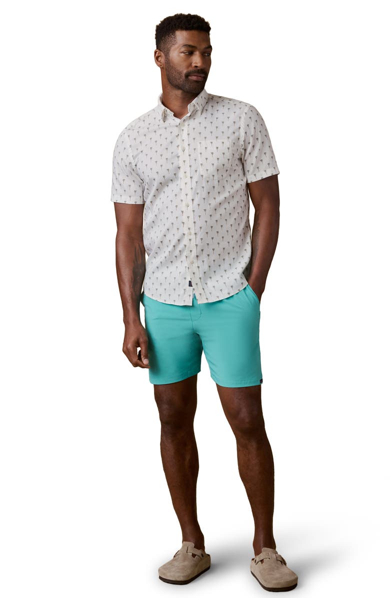 Faherty Movement Short Sleeve Button-Up Shirt, Alternate, color, Ivory Coastal Palms