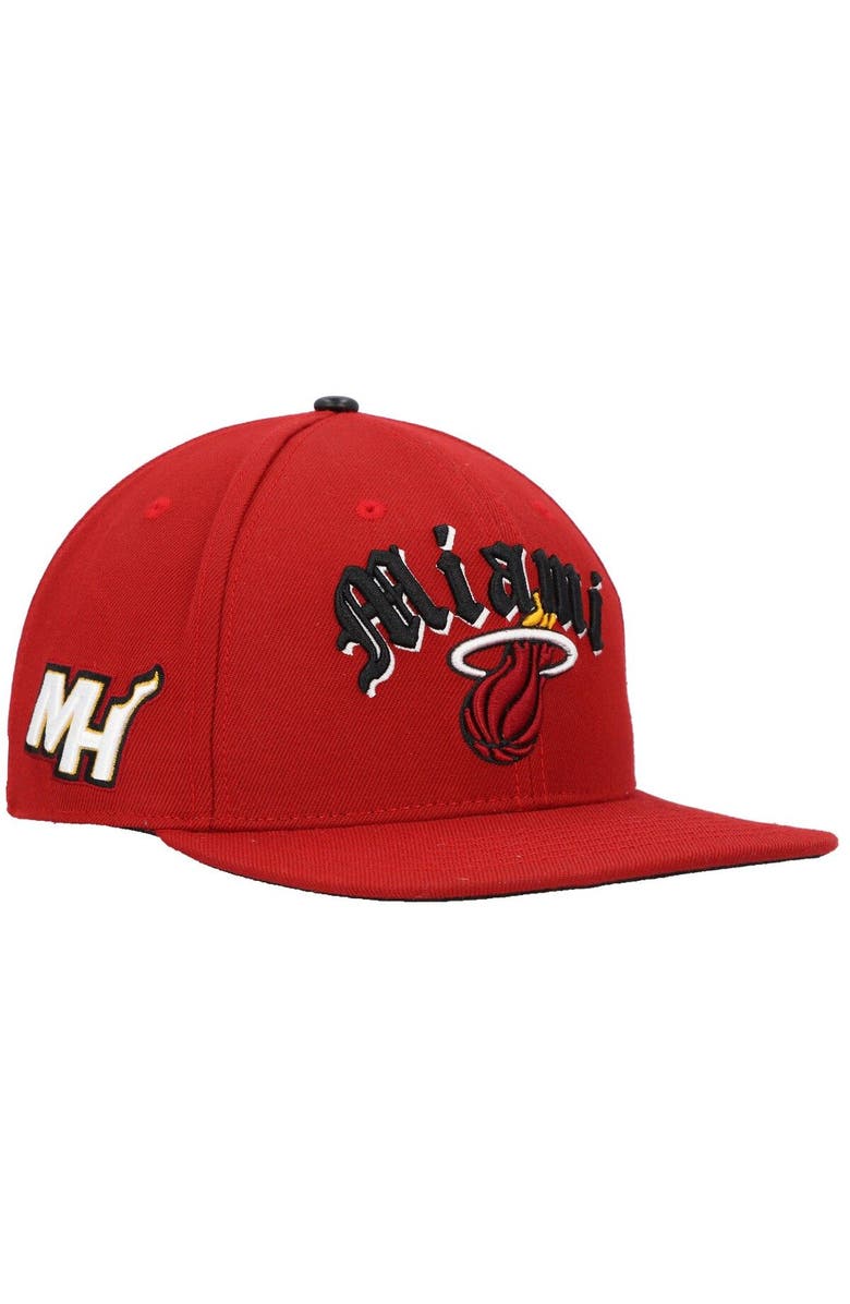 PRO STANDARD Men's Pro Standard Red Miami Heat Old English Snapback Hat, Main, color, 