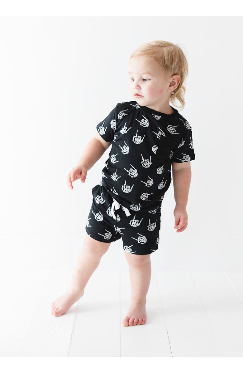 Charlie Lou Baby<sup>®</sup> Toddler Boy's Rock N Skull T-Shirt & Shorts Set, Alternate, color, 