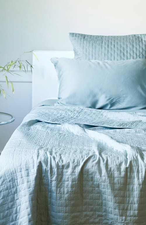 Bedvoyage Luxury 100% Viscose Cooling Quilted Brick Coverlet In Blue