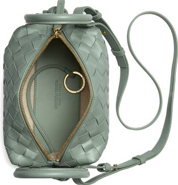 ショルダーバッグ FLAT LOOP SMALL CROSSBODY BAG IN INTRECCIATO VN 4deac5418d460930d13b4799896caf