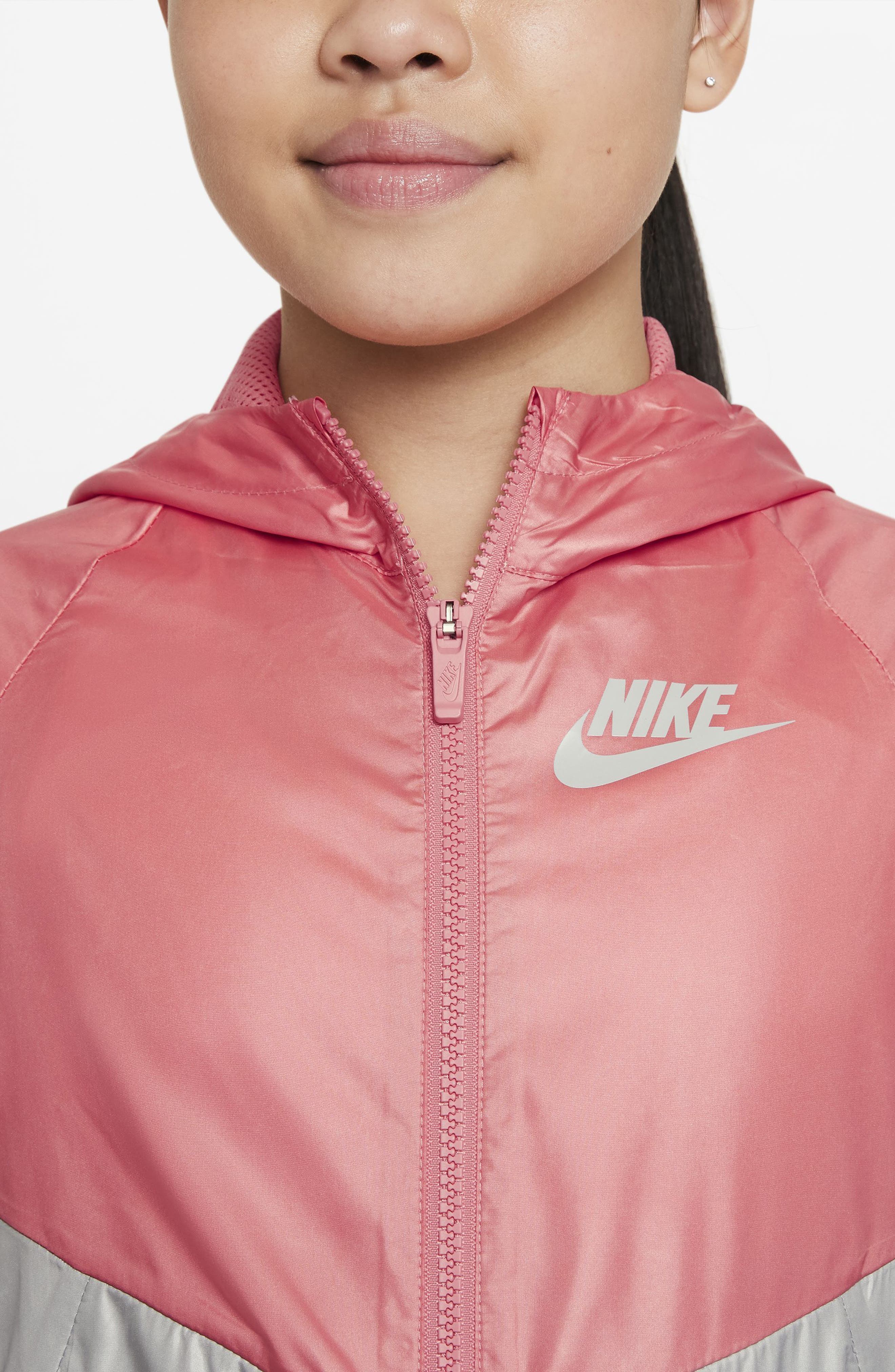 windrunner wind & water repellent hooded jacket