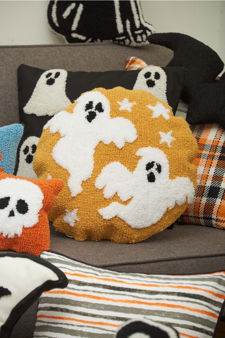 Ghost Duo Hooked Halloween Round Accent Throw Pillow 16" x 16", Alternate, color, Yellow