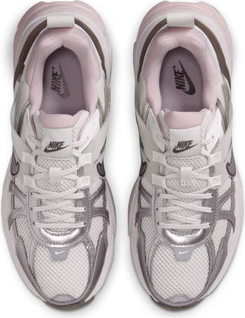 V2K Run Sneaker