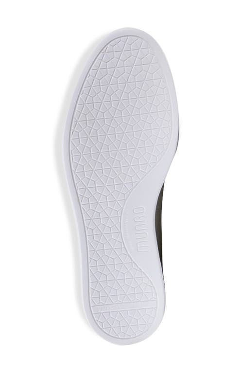 Munro Tilly Sneaker In Stone Matte Silver Leather