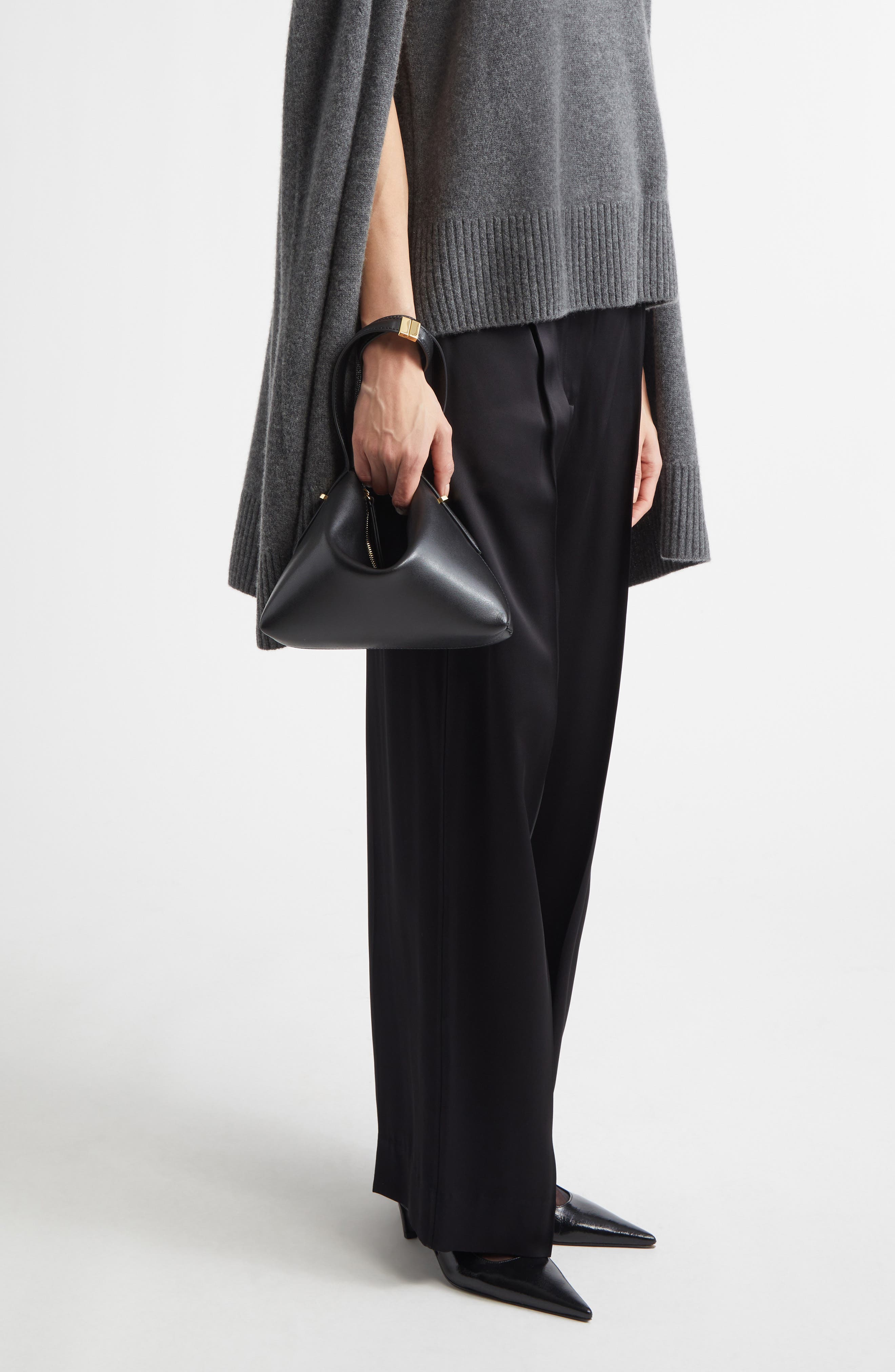 TOTEME Scoop Leather Clutch, Alternate, color, Black