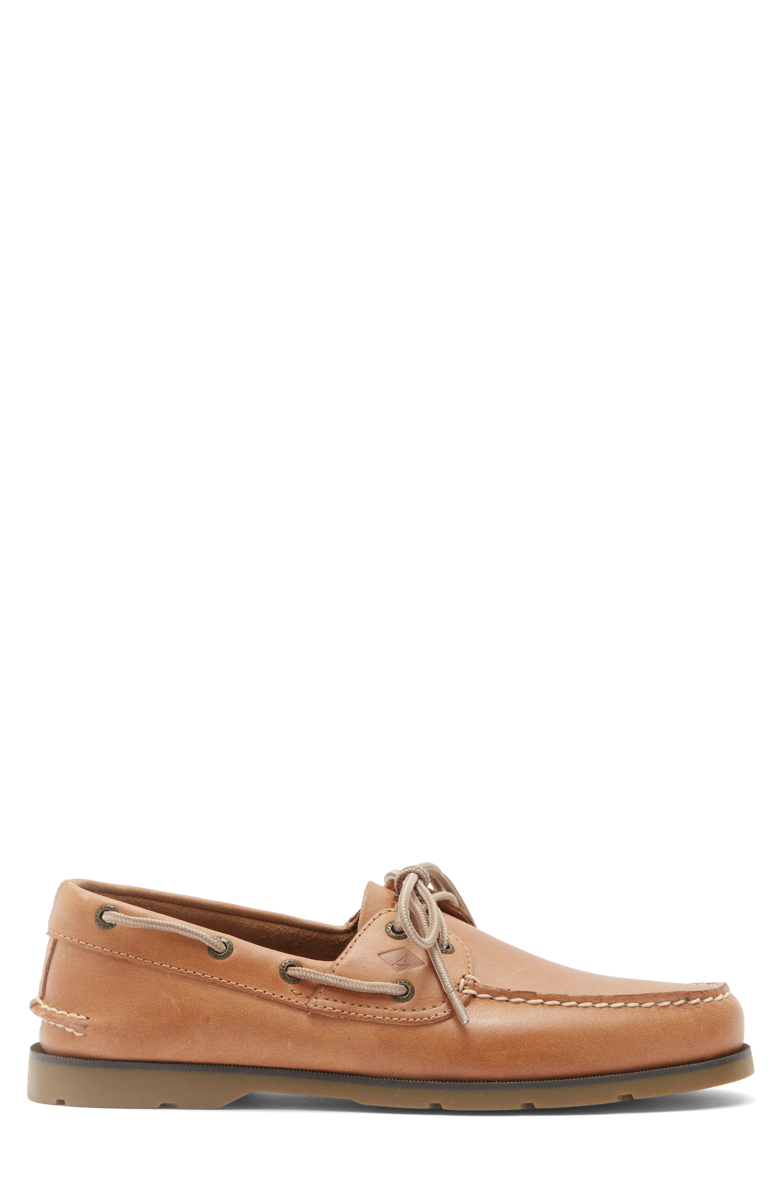 Sperry Leeward 2-Eye Boat Shoe, Alternate, color, Natural