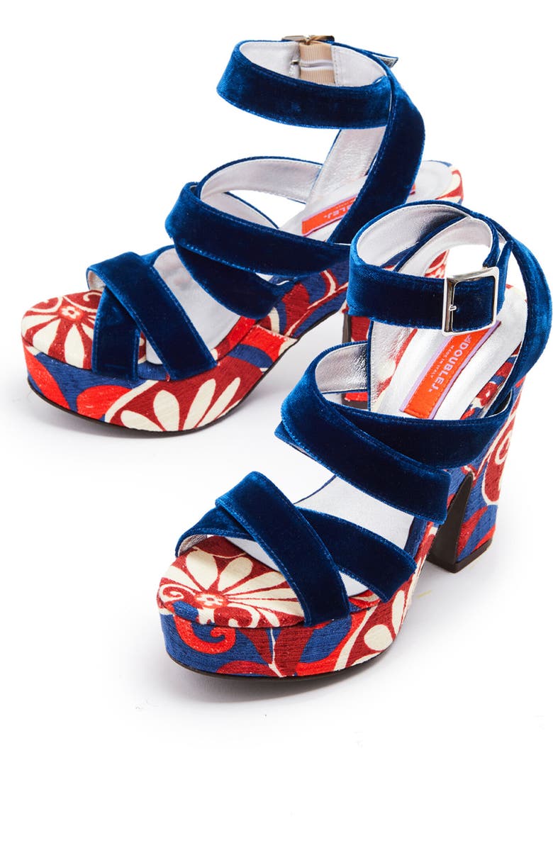 La DoubleJ Medal Wedge Moonflower Navy, Alternate, color, Moonflower Navy
