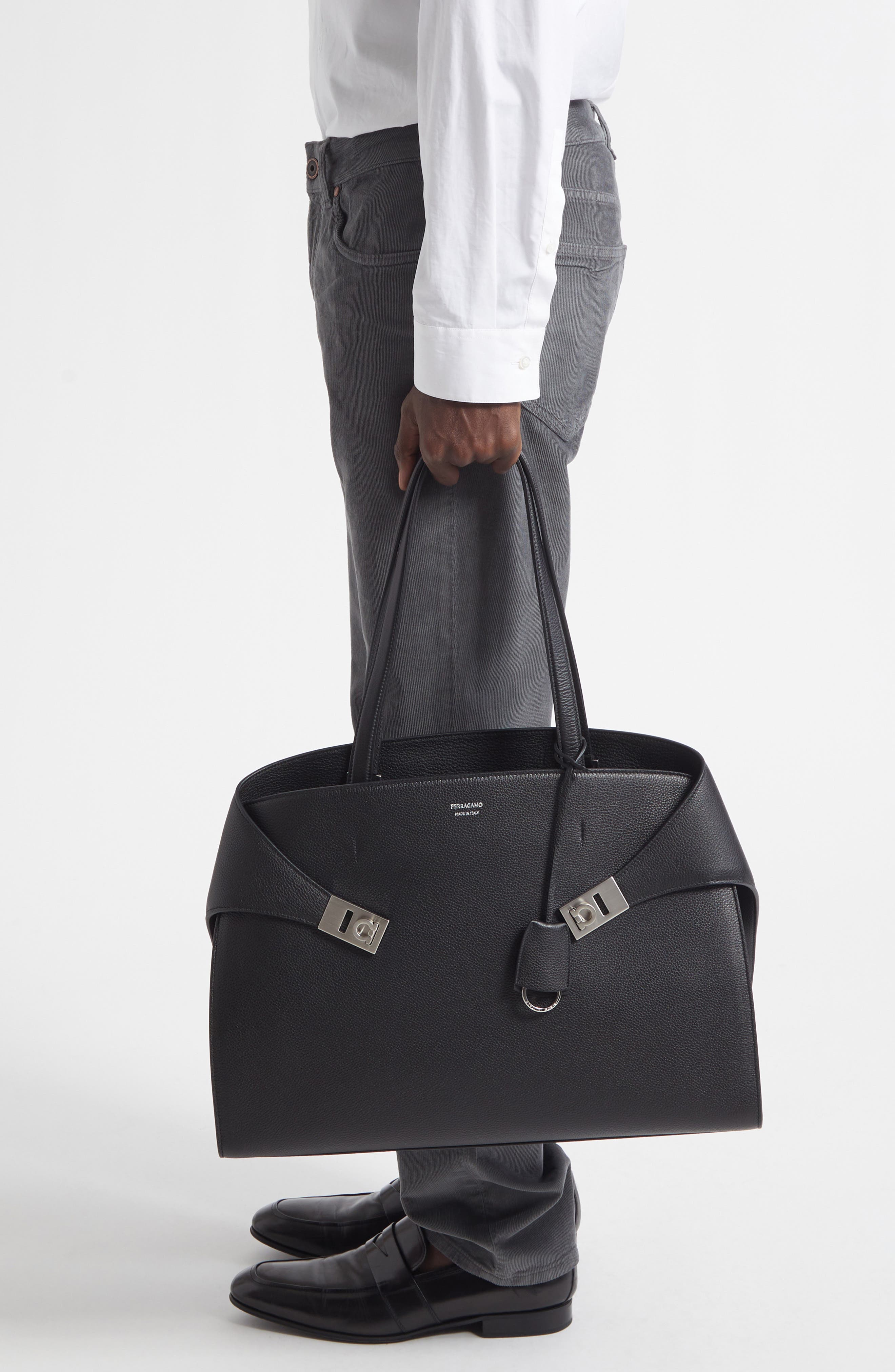 FERRAGAMO Hug Calfskin Leather Tote, Alternate, color, Nero Nero