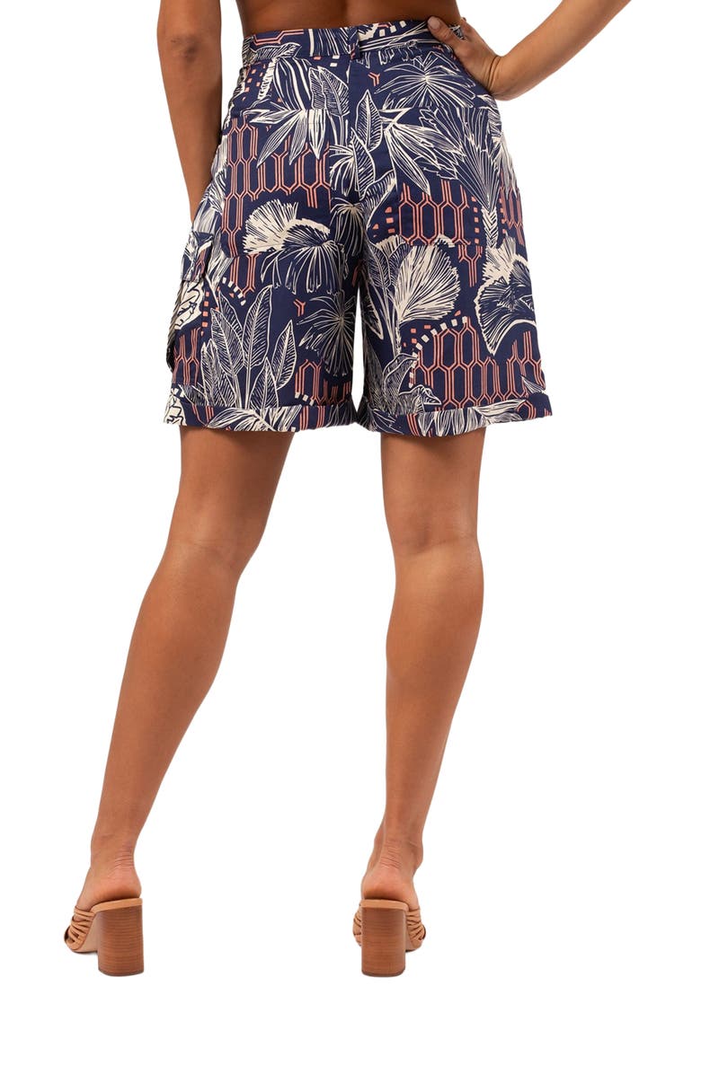 Tori Richard Oasis Nia Short, Alternate, color, 