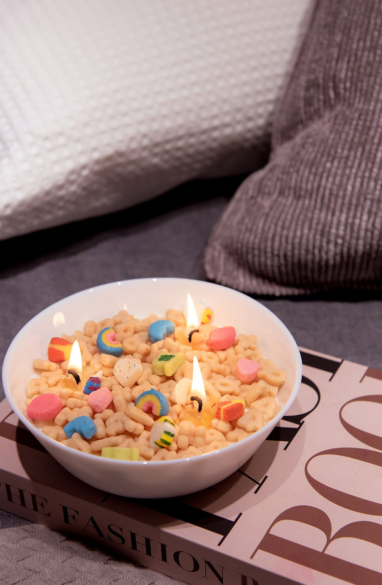 Southlake gifts Lucky Charms Cereal Candle 3.0, Alternate, color, NO COLOR