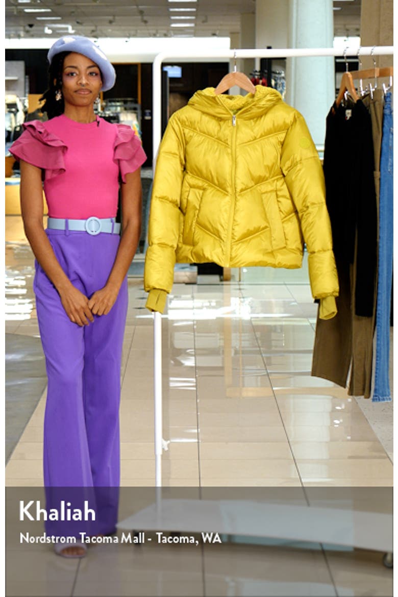 Ronney Water Resistant Crop Puffer Jacket video