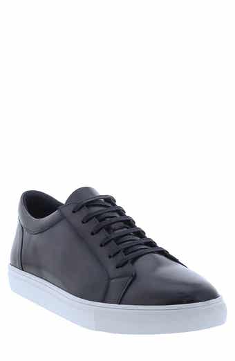 Bond Sneaker