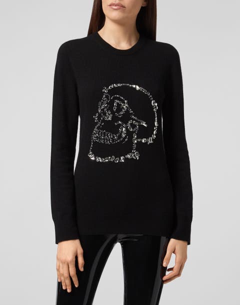 Pullover Round Neck Ls Look At Me Skull Crystal Women