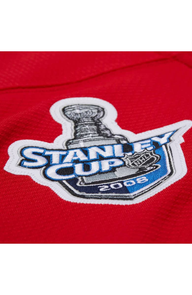 Mitchell 
Ness Men
s Mitchell 
Ness Dominik Hasek Red Detroit Red Wings 2007-08 Power Play Jersey, Alternate, color, Red