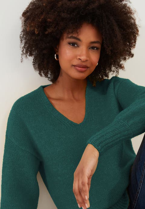 Cozy V-Neck Pullover Sweater (Plus)