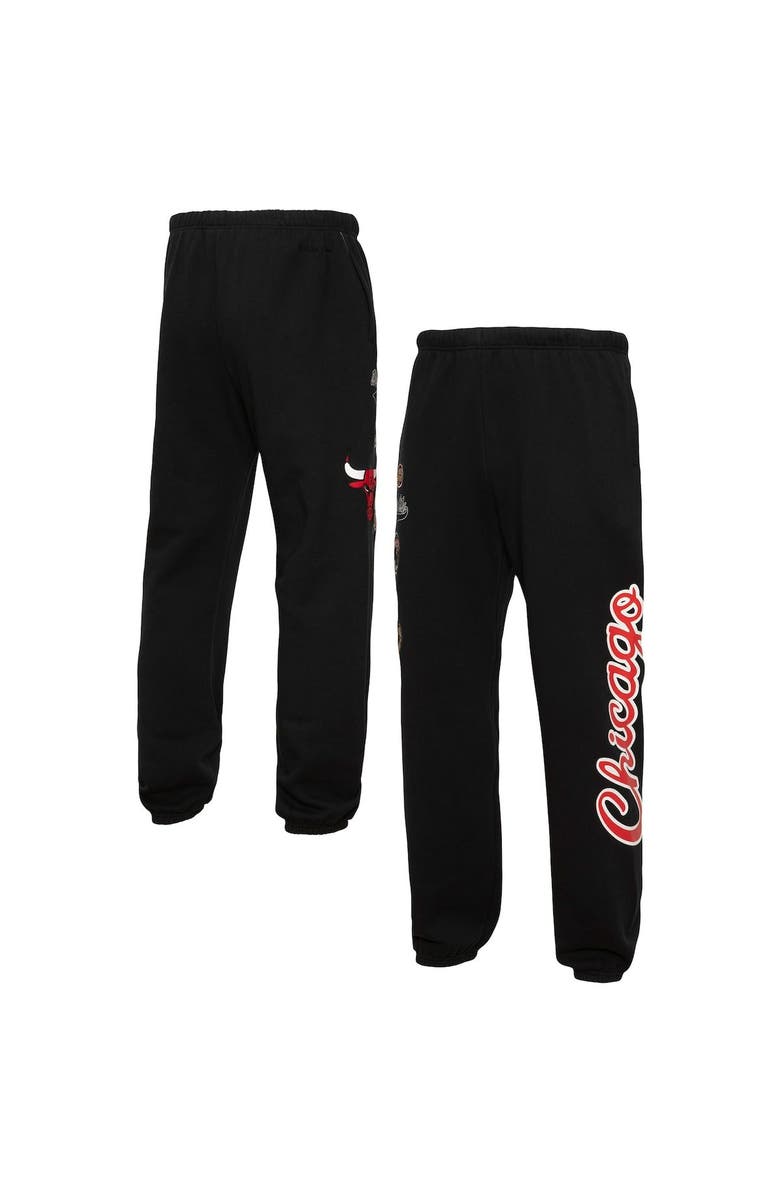 Mitchell & Ness Men's Mitchell & Ness Black Chicago Bulls Champs City Fleece Jogger Pants, Main, color,