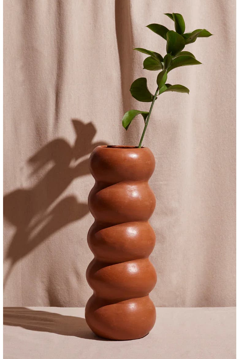 Chinautla V Terracotta Object, Alternate, color, Terracotta