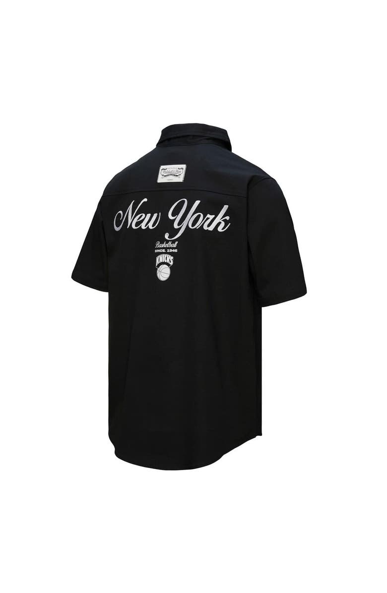 Mitchell & Ness Men's Mitchell & Ness Black New York Knicks Hardwood Classics Camp Shirt, Alternate, color, Black