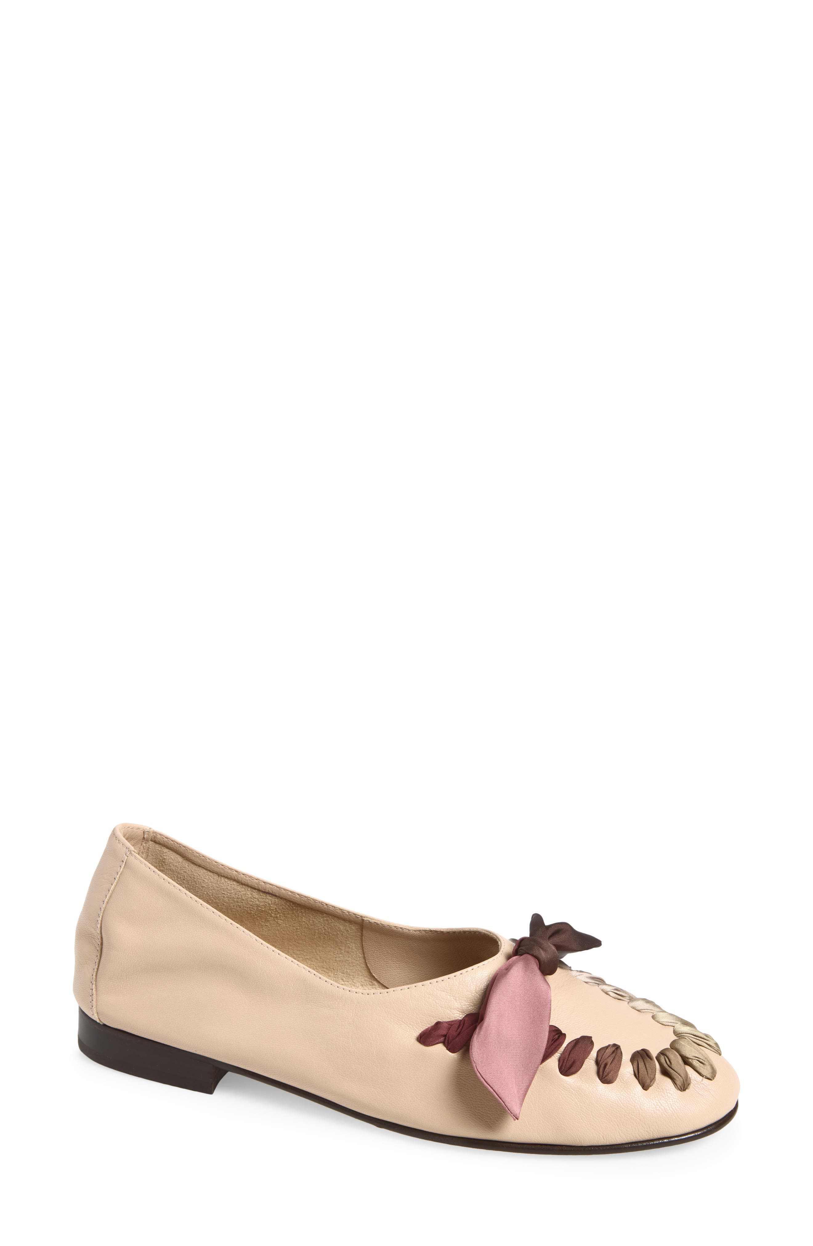 Juliol Flat, Main, color, BEIGE