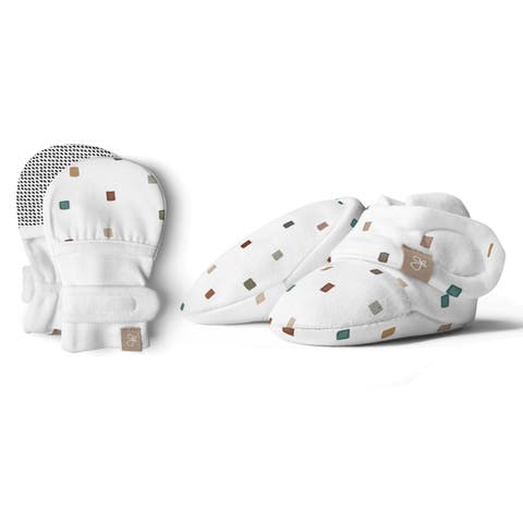Goumi Stay On Baby Mitts & Boots Set