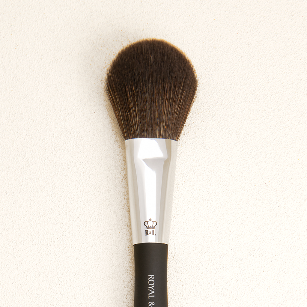 Omnia Brush Pro Flat Blush Makeup Brush In Black