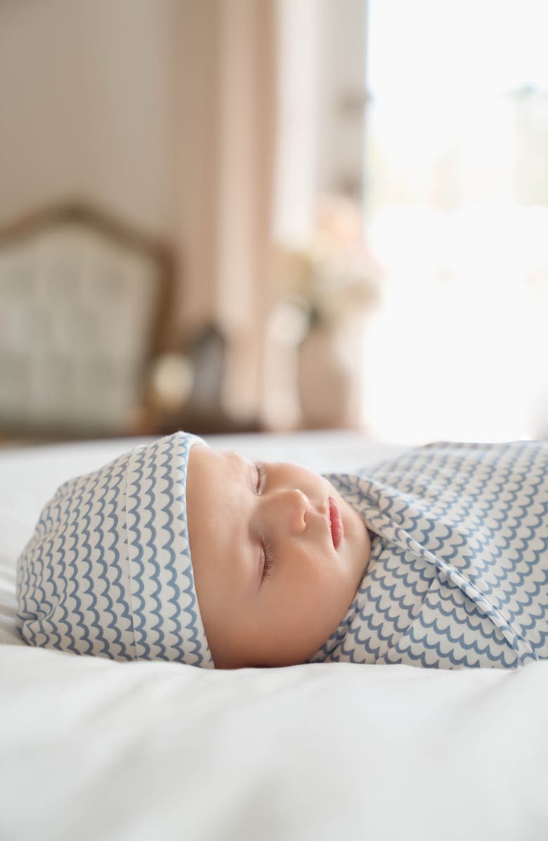 Petite Plume The Hospital Stay Luxe Maternity/Nursing Robe, Nightgown, Baby Blanket & Baby Hat Set, Alternate, color, 