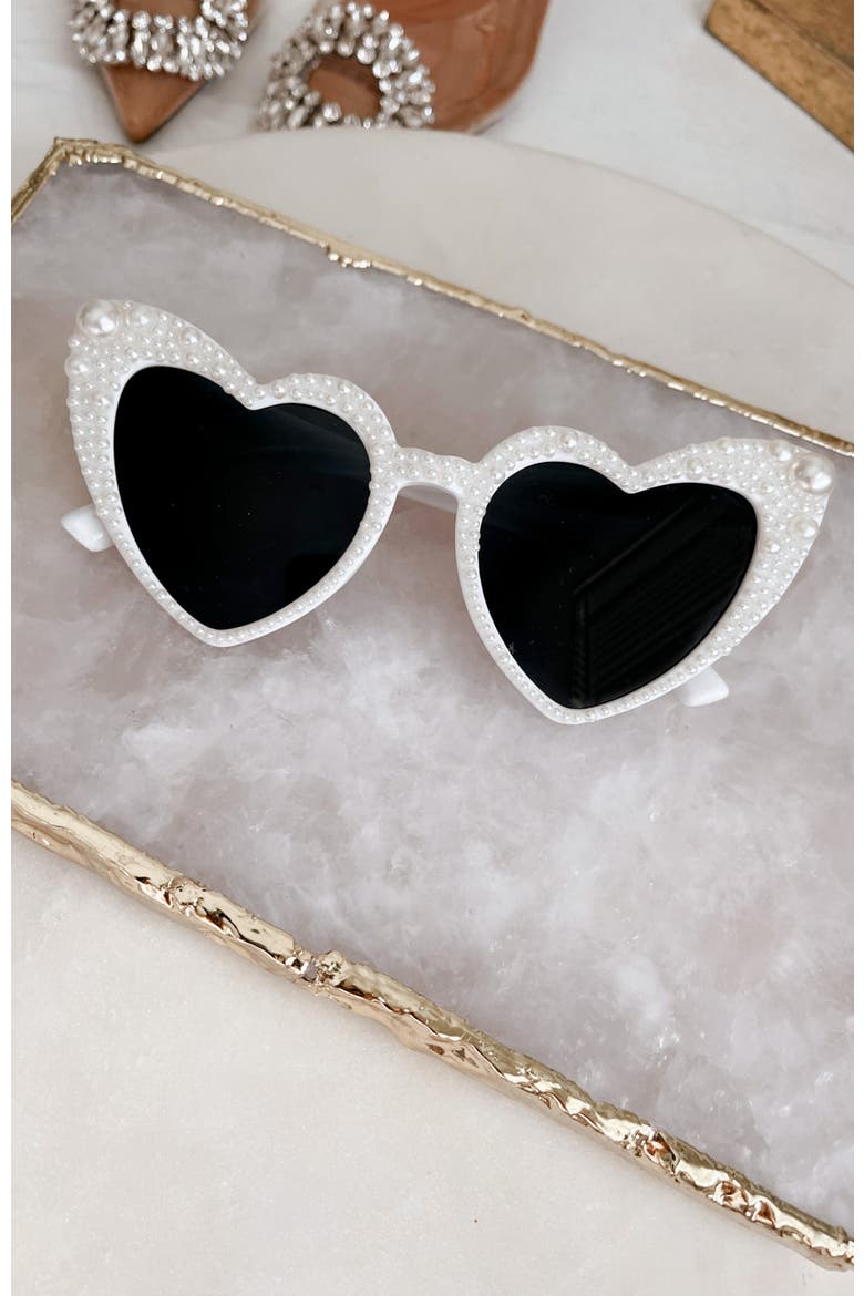 Marley Sunnies, Alternate, color, White