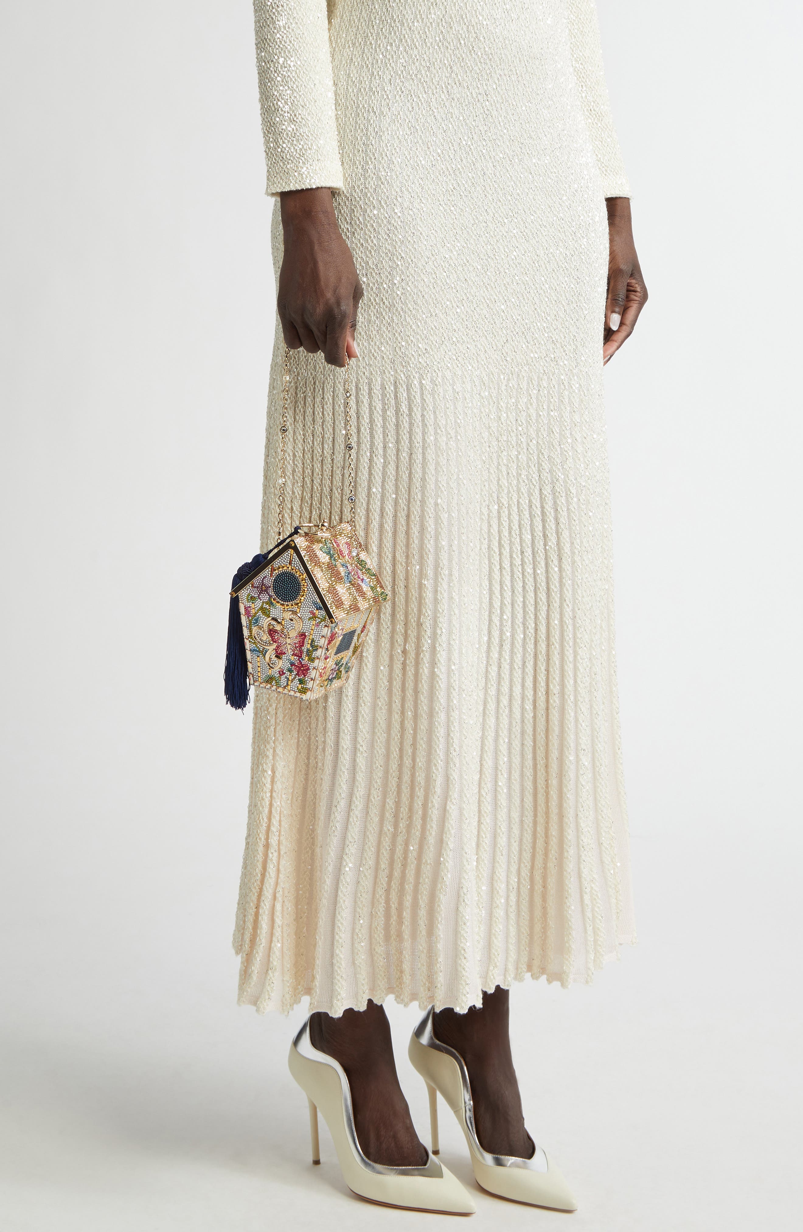 Judith Leiber Cottage Romance Crystal Embellished Clutch, Alternate, color, Champagne Multi