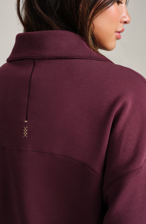 Rhone Dreamglow Half Zip In Burgundy